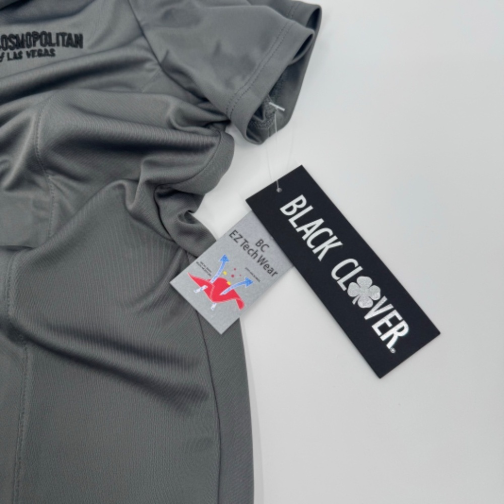Black Clover Polo Shirt Women Large NEW Gray Golf Live Lucky Cosmopolitan LV - Picture 6 of 9